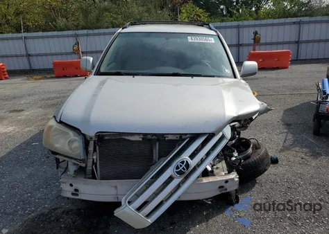 2004 Toyota Highlander z USA, uszkodzony, nr VIN JTEEP21A040050791